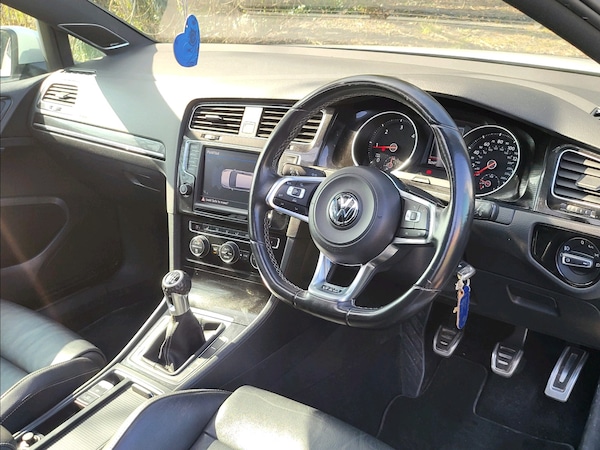 Used Volkswagen Golf 2017 for sale - 74117095: Photo 52