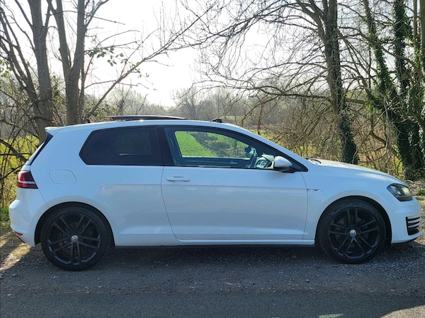 Used Volkswagen Golf 2017 for sale - 74117095: Photo 57