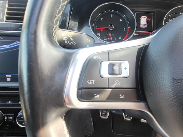Used Volkswagen Golf 2017 for sale - 74117095: Photo 61