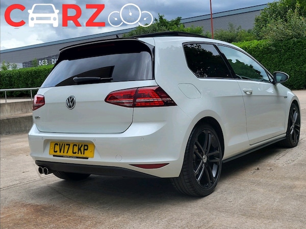 Used Volkswagen Golf 2017 for sale - 74117095: Photo 9