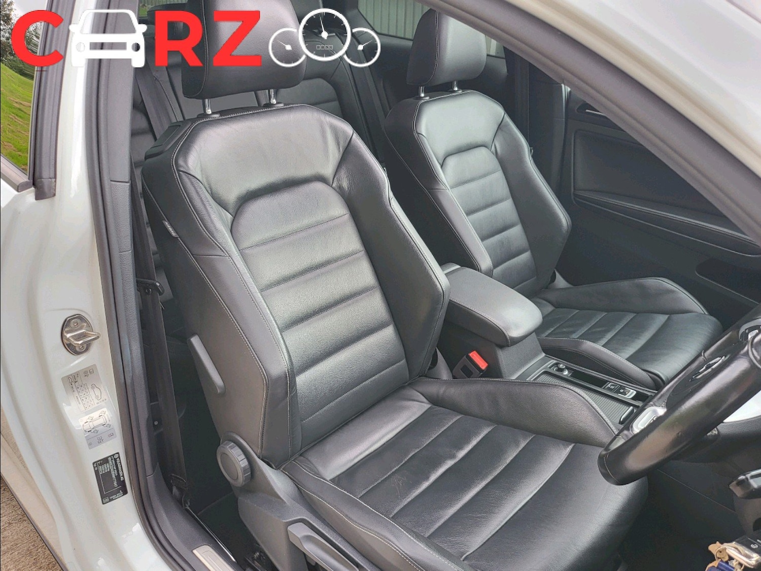 Used Volkswagen Golf 2017 for sale - 77747399: Photo 43