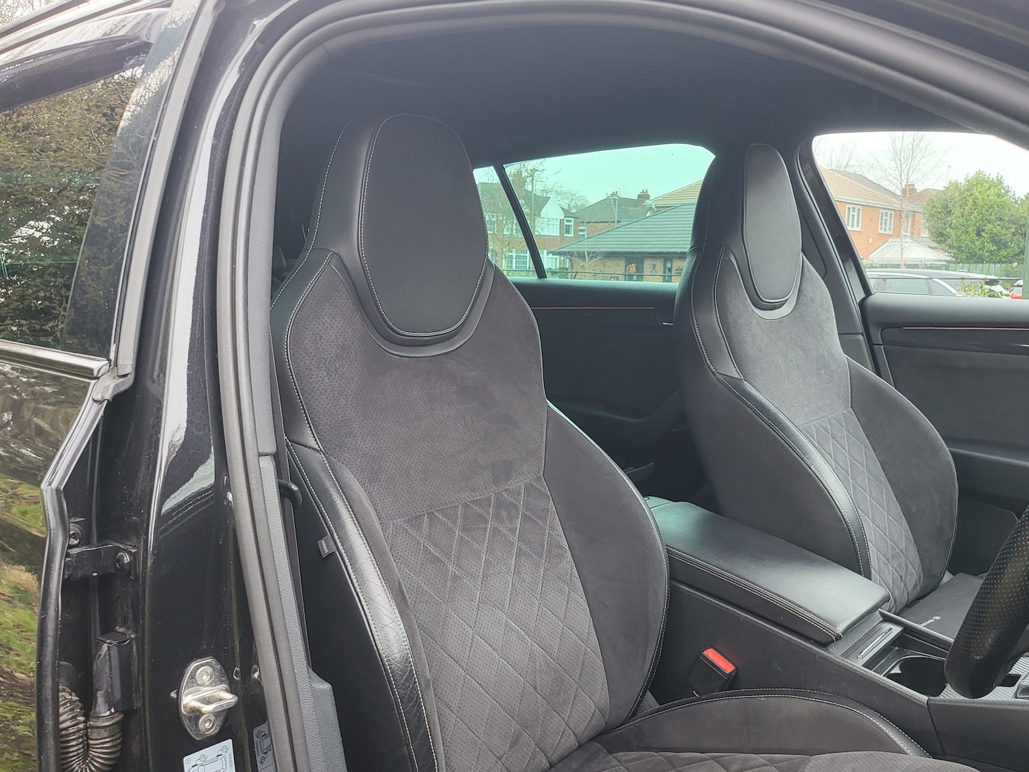 Used Skoda Superb 2017 for sale - 76704607: Photo 15