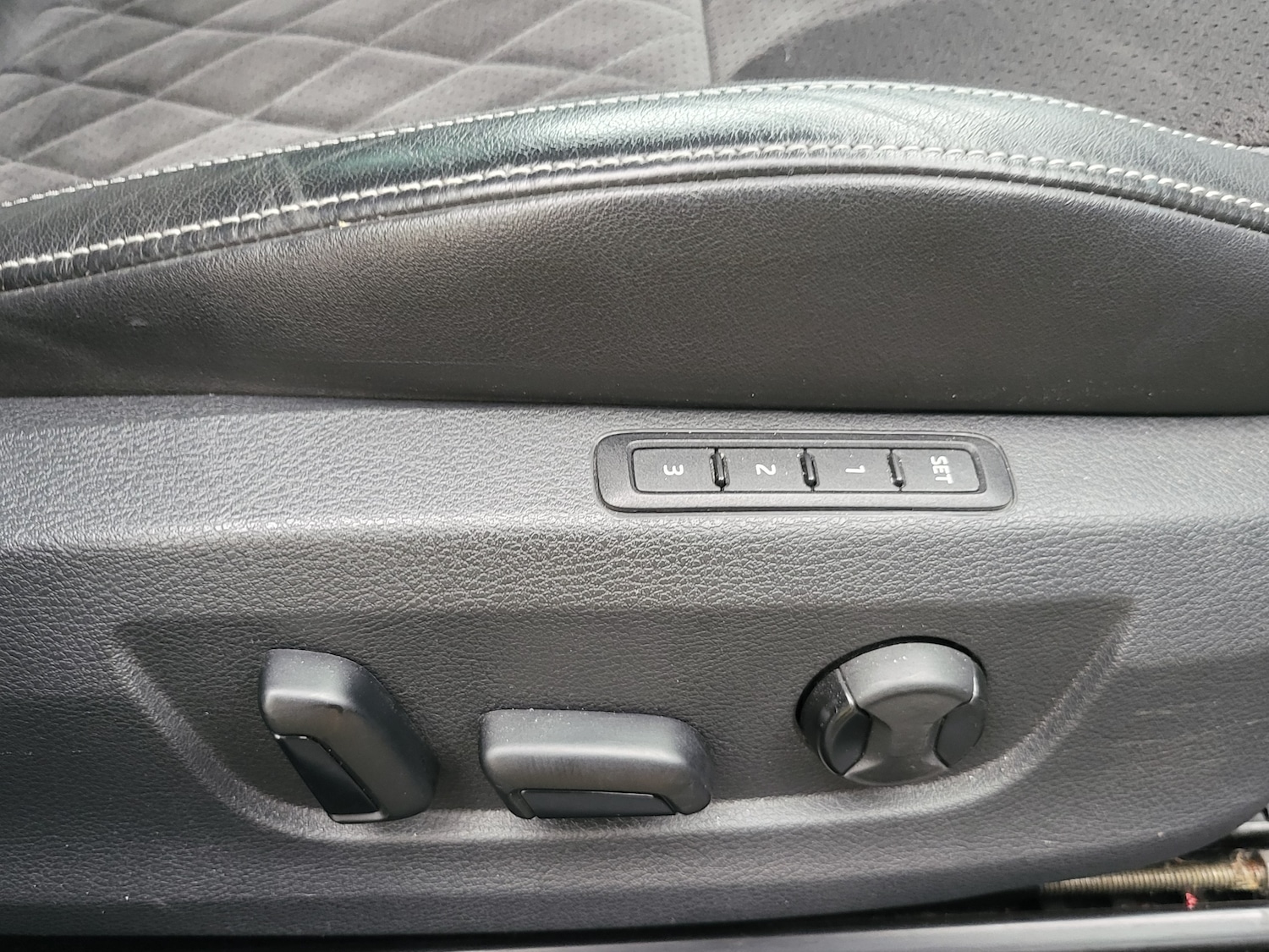 Used Skoda Superb 2017 for sale - 76704607: Photo 16