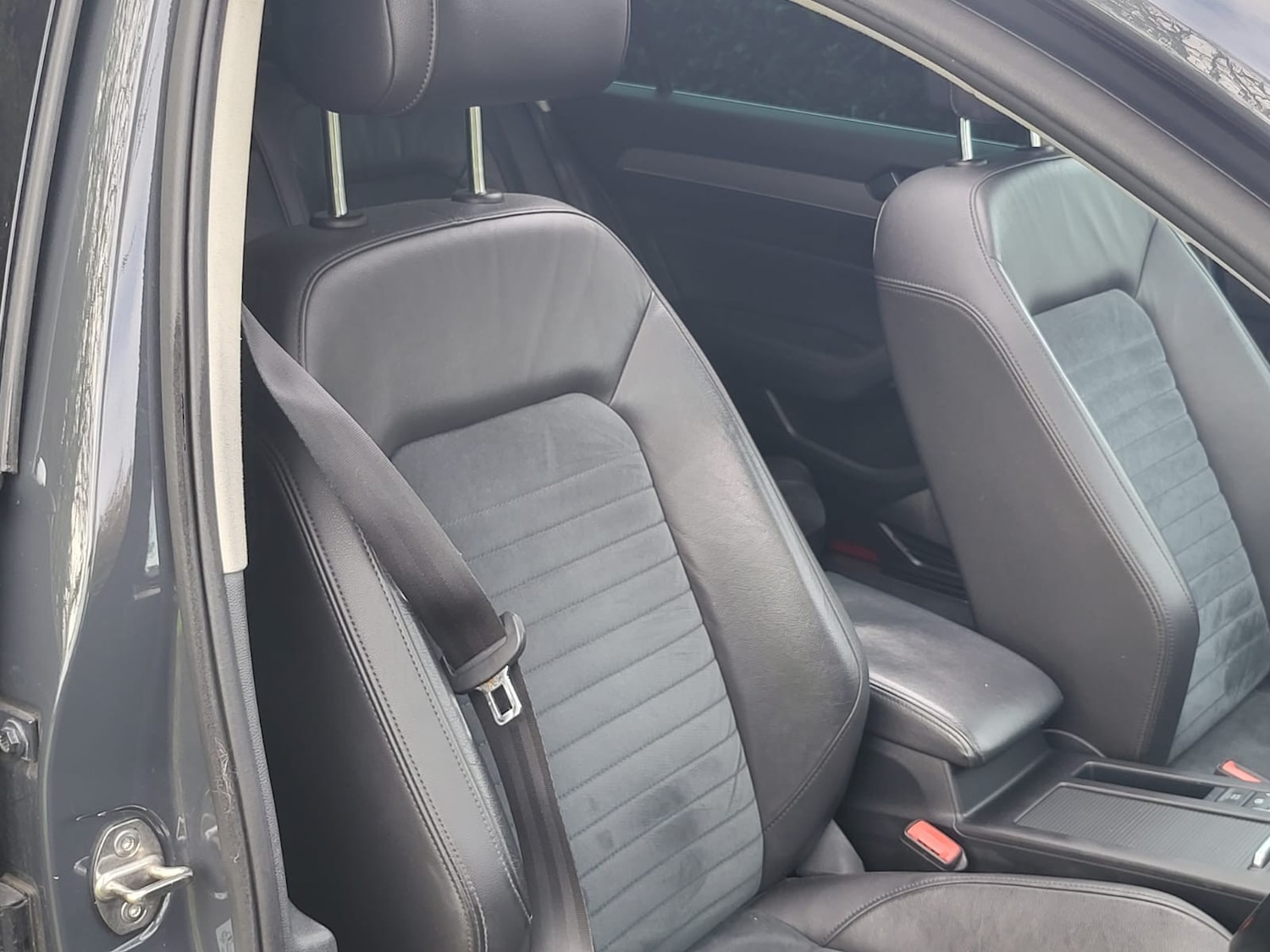 Used Volkswagen Passat 2016 for sale - 76641669: Photo 12