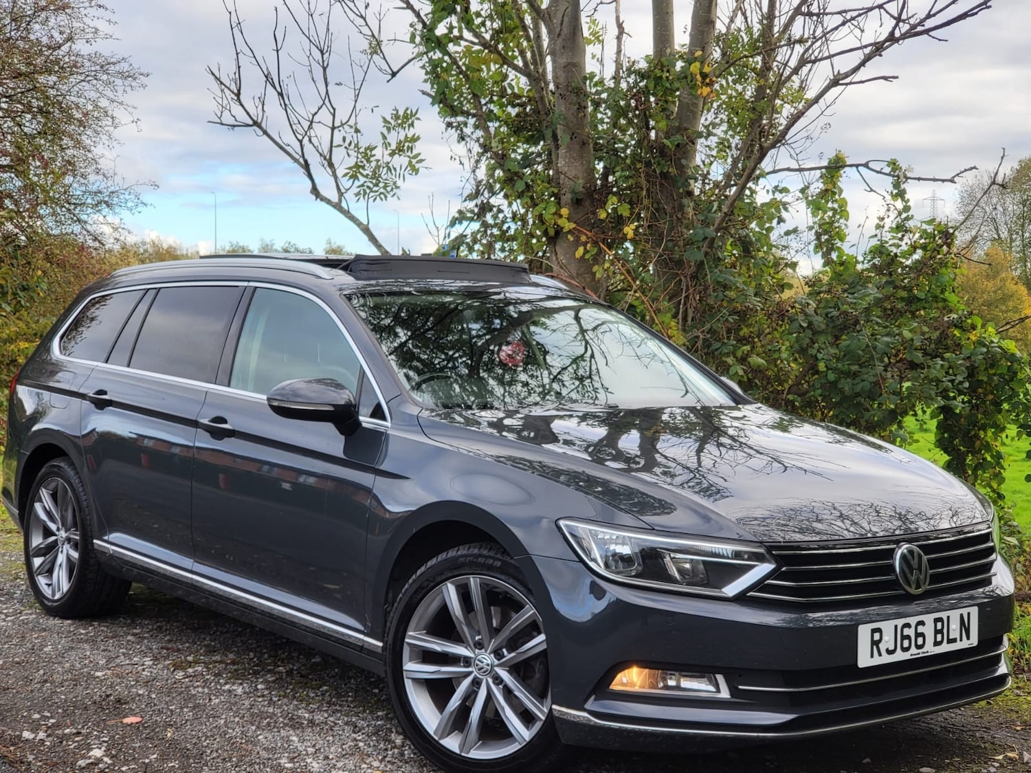 Used Volkswagen Passat 2016 for sale - 76641669: Photo 2
