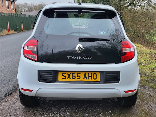 Used Renault Twingo 2015 for sale - 76232313: Photo 2