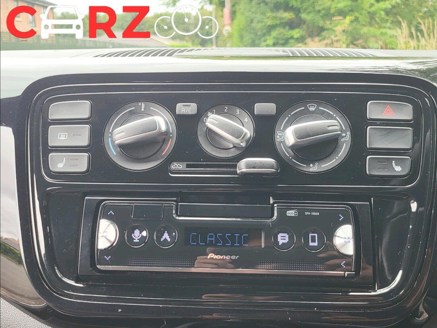 Used Volkswagen up! 2015 for sale - 77798093: Photo 22