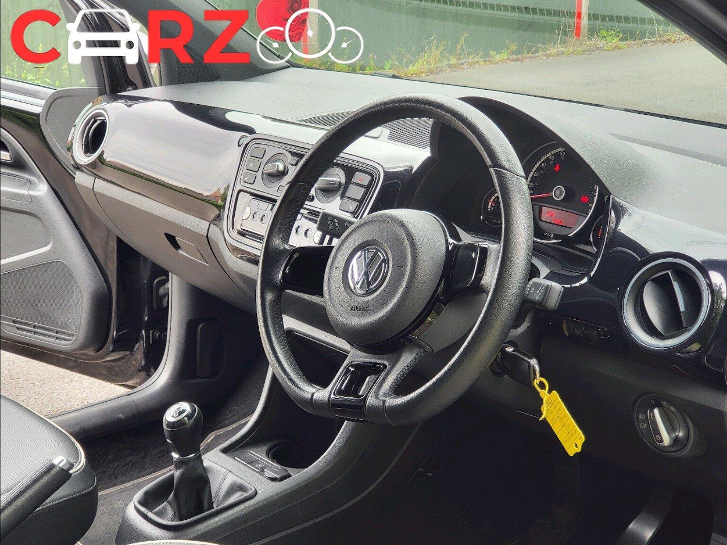 Used Volkswagen up! 2015 for sale - 77798093: Photo 25