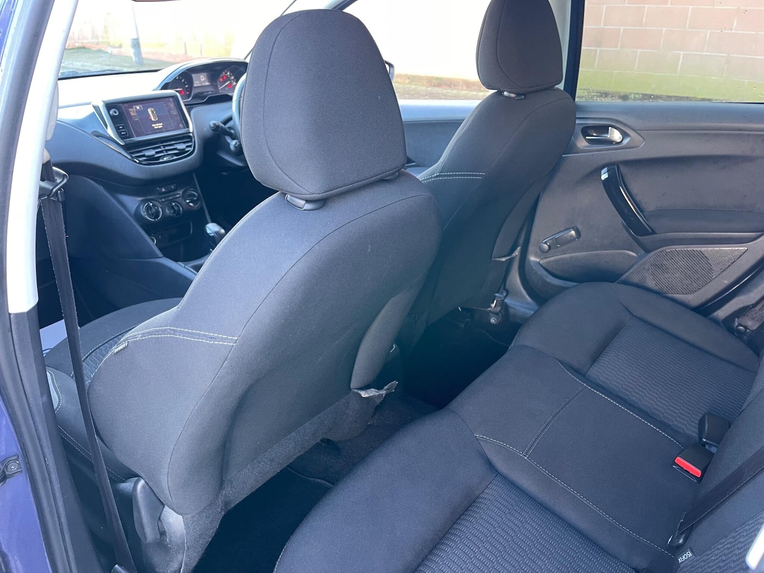 Used Peugeot 208 2016 for sale - 77242506: Photo 25