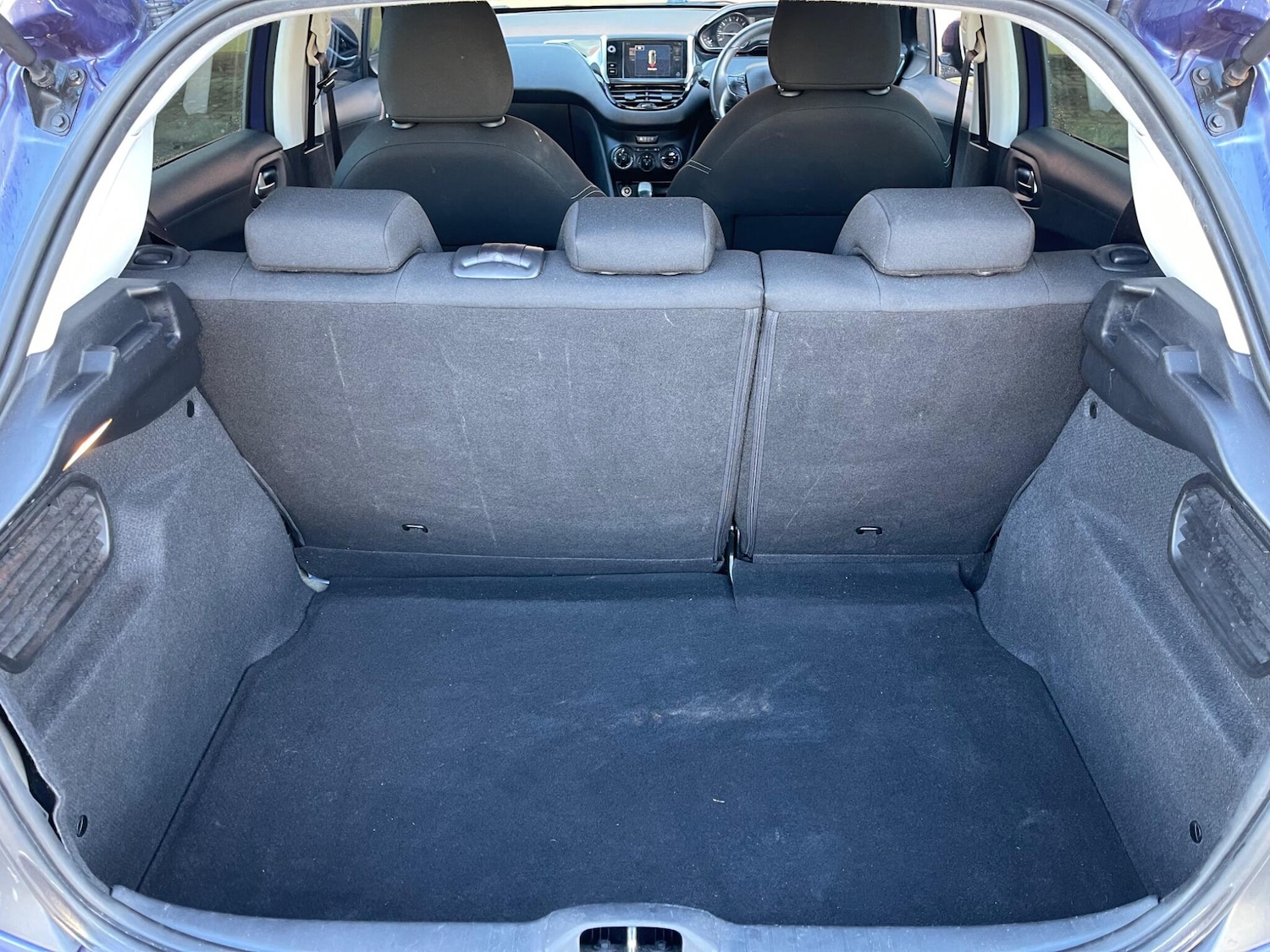 Used Peugeot 208 2016 for sale - 77242506: Photo 27