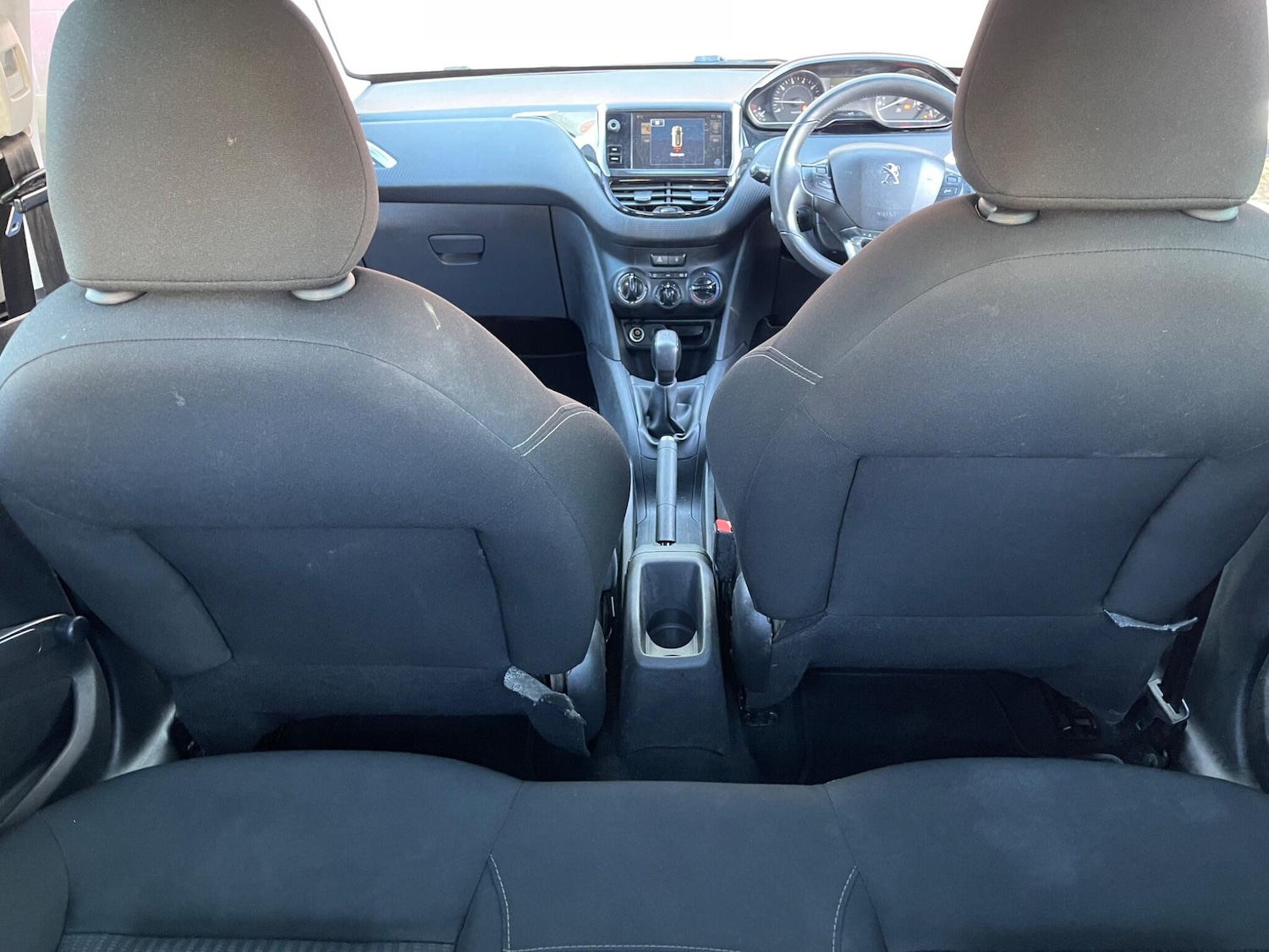 Used Peugeot 208 2016 for sale - 77242506: Photo 28