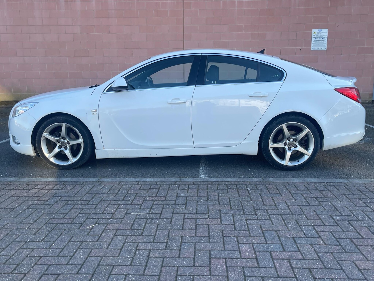 Used Vauxhall Insignia for sale - 77957539: Photo 8