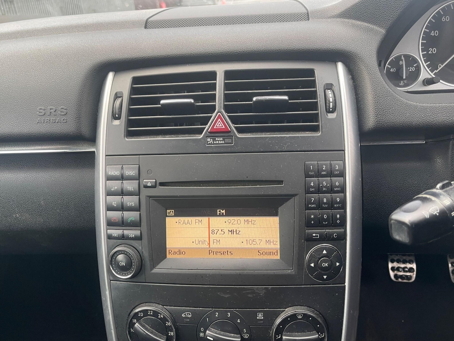 Used Mercedes-Benz B Class 2010 for sale - 77144606: Photo 14