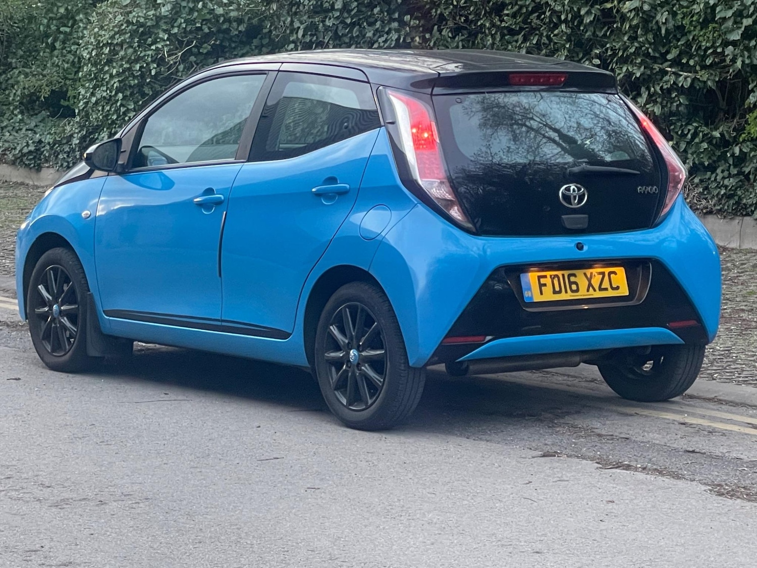 Used Toyota AYGO for sale - 77497459: Photo 9