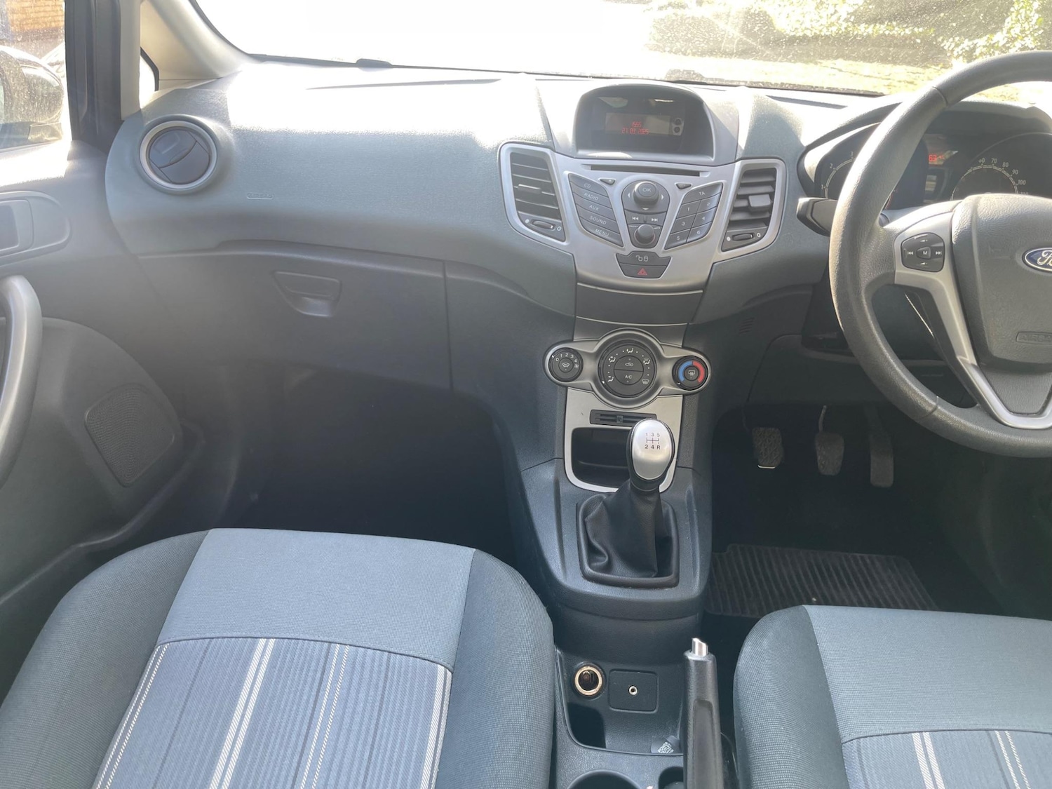 Used Ford Fiesta 2009 for sale - 77387350: Photo 19