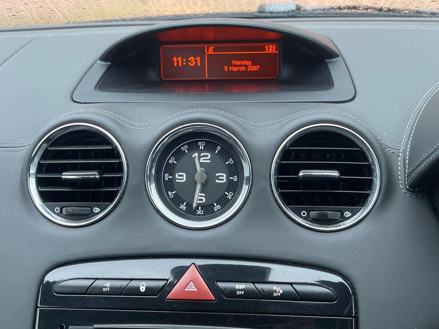 Used Peugeot RCZ 2010 for sale - 77993988: Photo 16