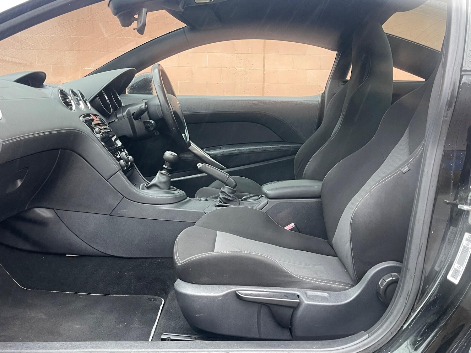 Used Peugeot RCZ 2010 for sale - 77993988: Photo 25