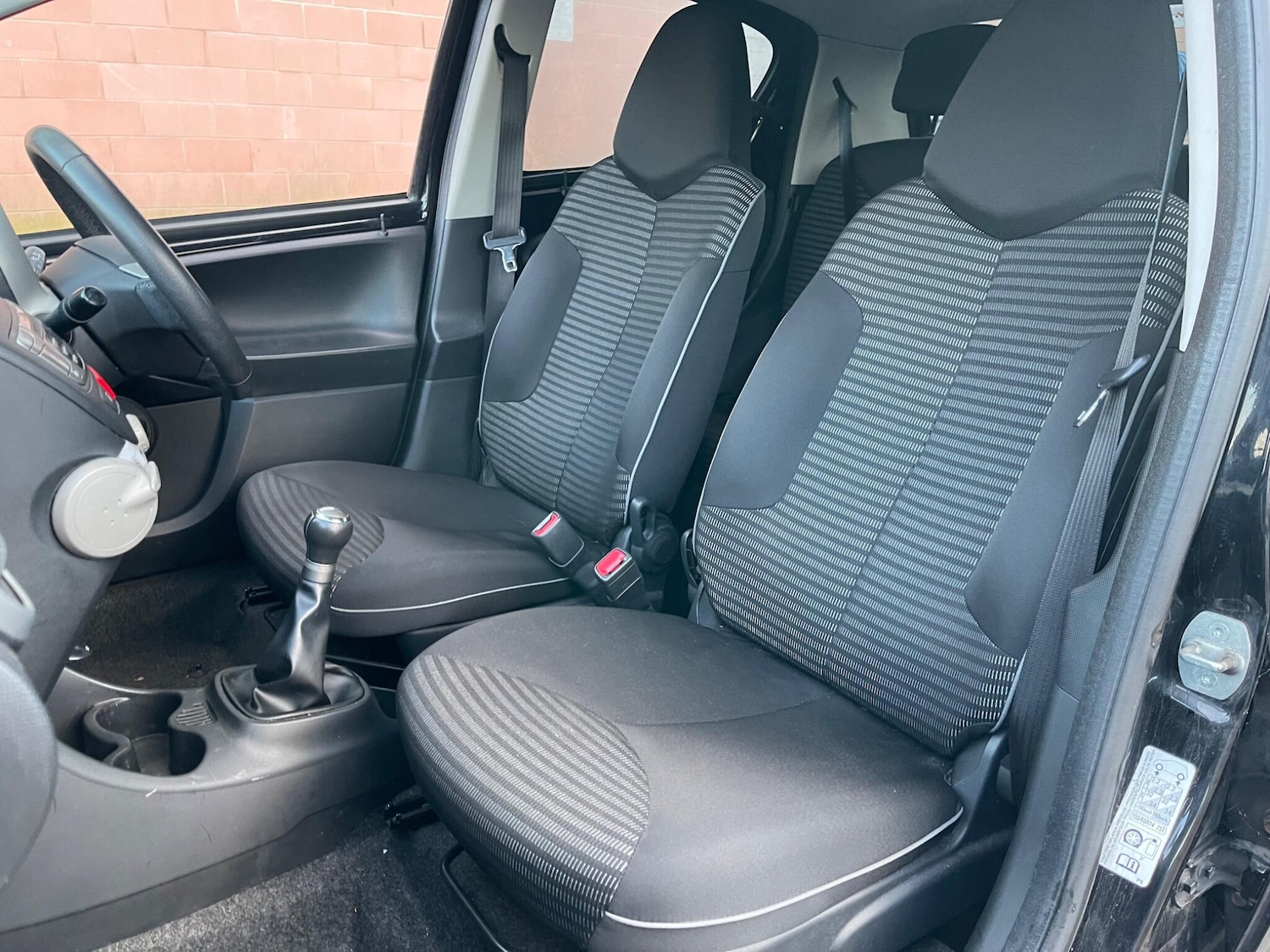 Used Peugeot 107 2013 for sale - 77940030: Photo 4