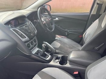 Used Ford Focus 2011 for sale - 78728147: Photo