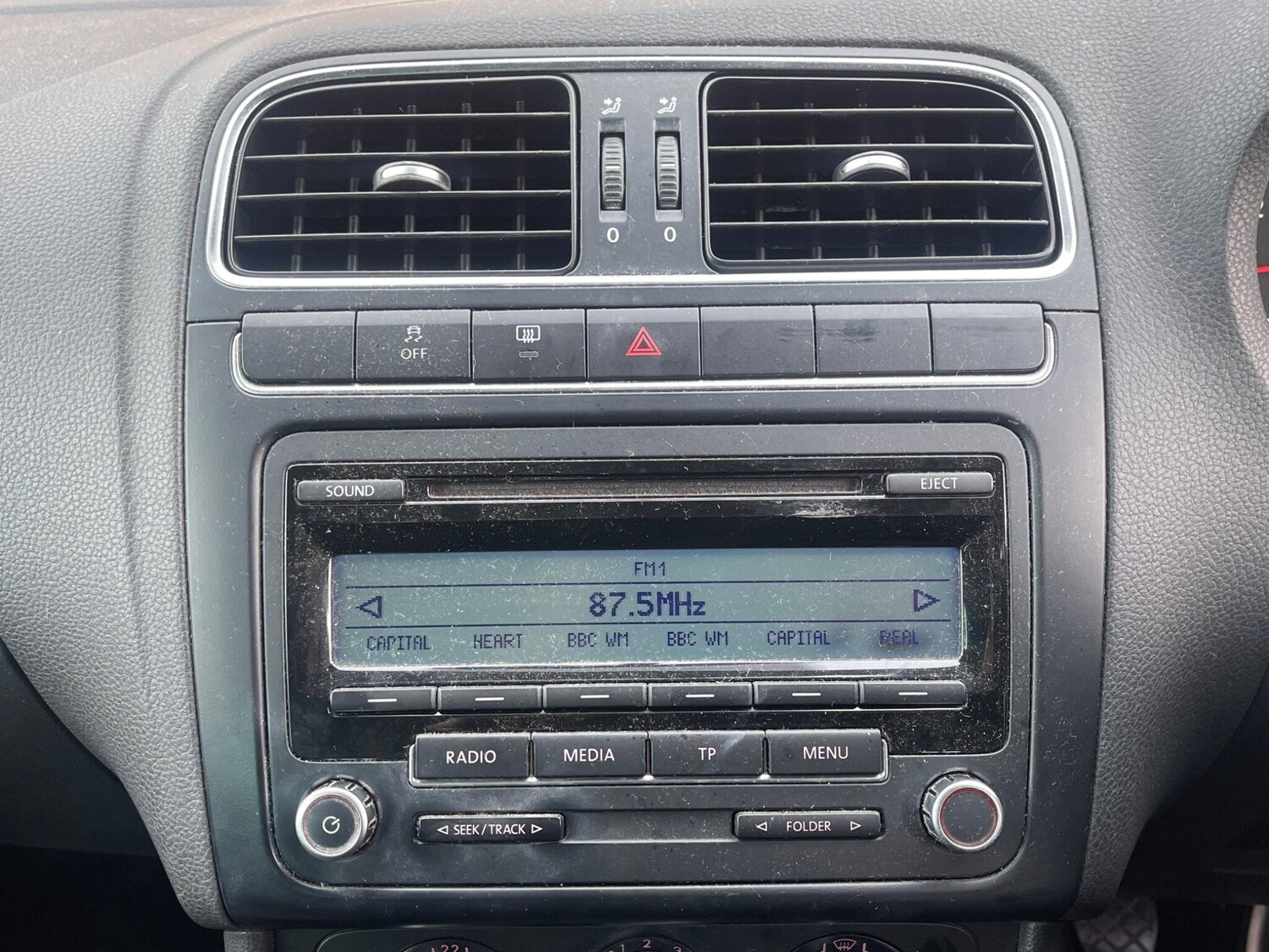 Used Volkswagen Polo 2010 for sale - 77574086: Photo 20