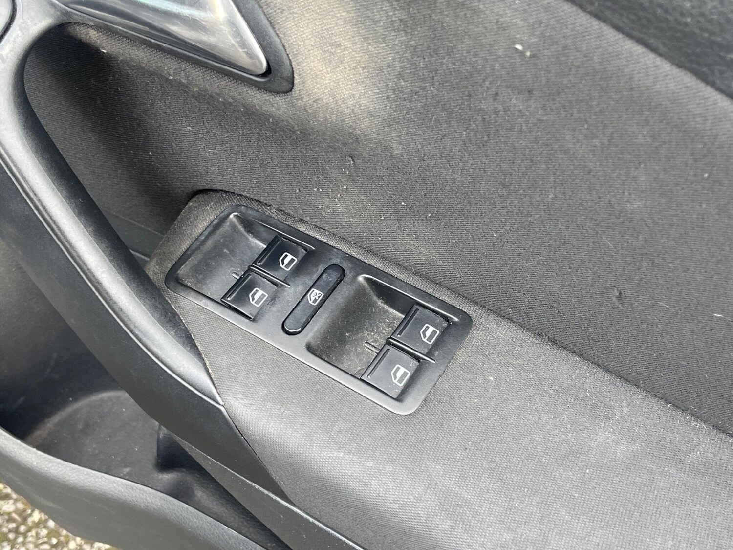 Used Volkswagen Polo 2010 for sale - 77574086: Photo 38