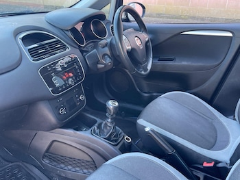 Used Fiat Punto 2012 for sale - 78374919: Photo