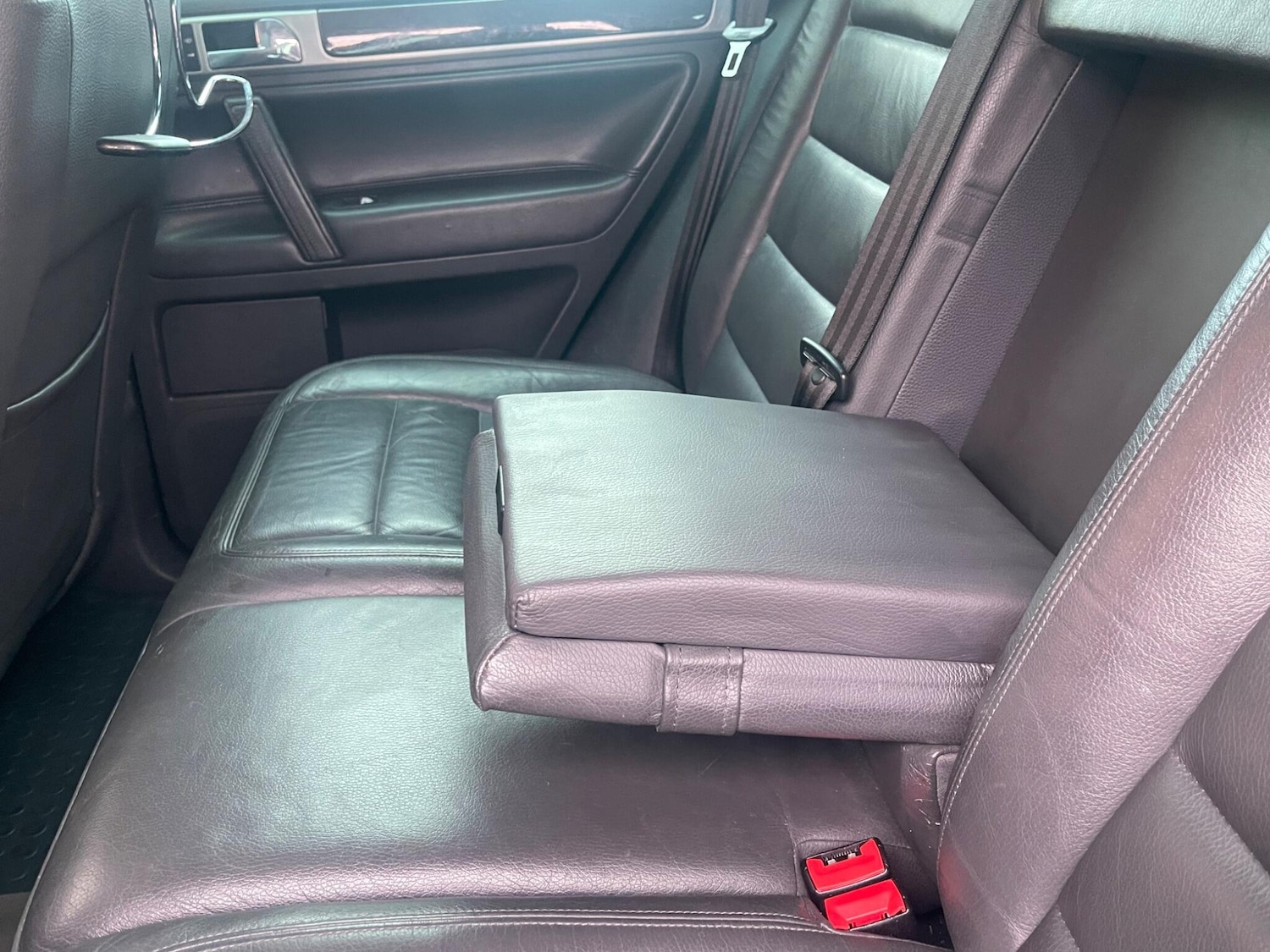 Used Volkswagen Touareg 2005 for sale - 77242601: Photo 26