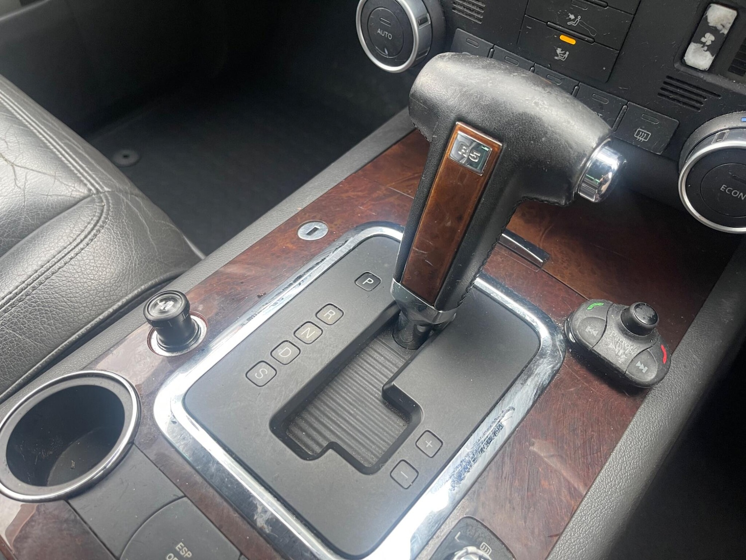 Used Volkswagen Touareg 2005 for sale - 77242601: Photo 38