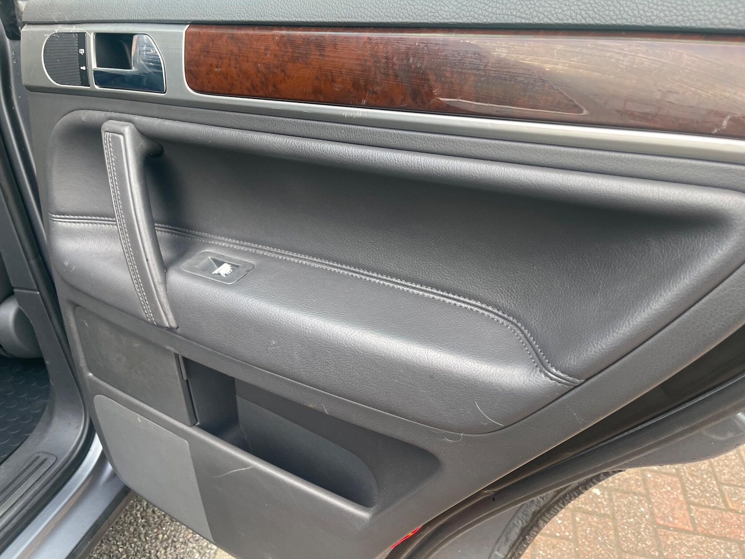 Used Volkswagen Touareg 2005 for sale - 77242601: Photo 39