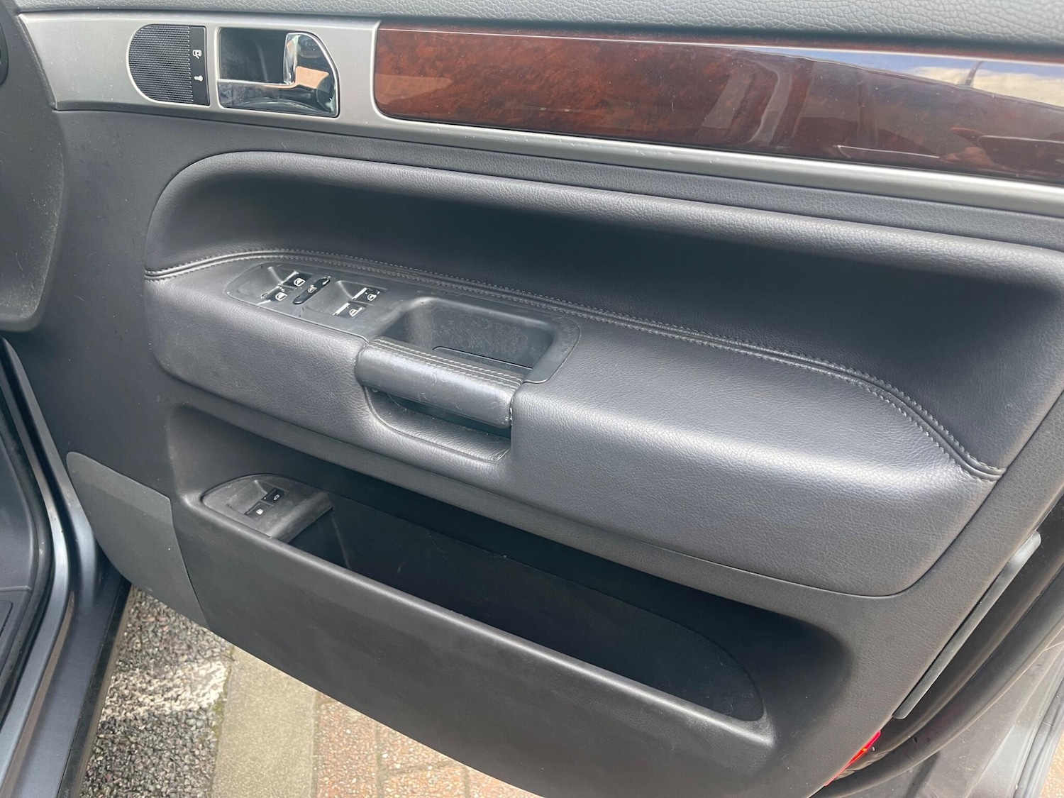 Used Volkswagen Touareg 2005 for sale - 77242601: Photo 40