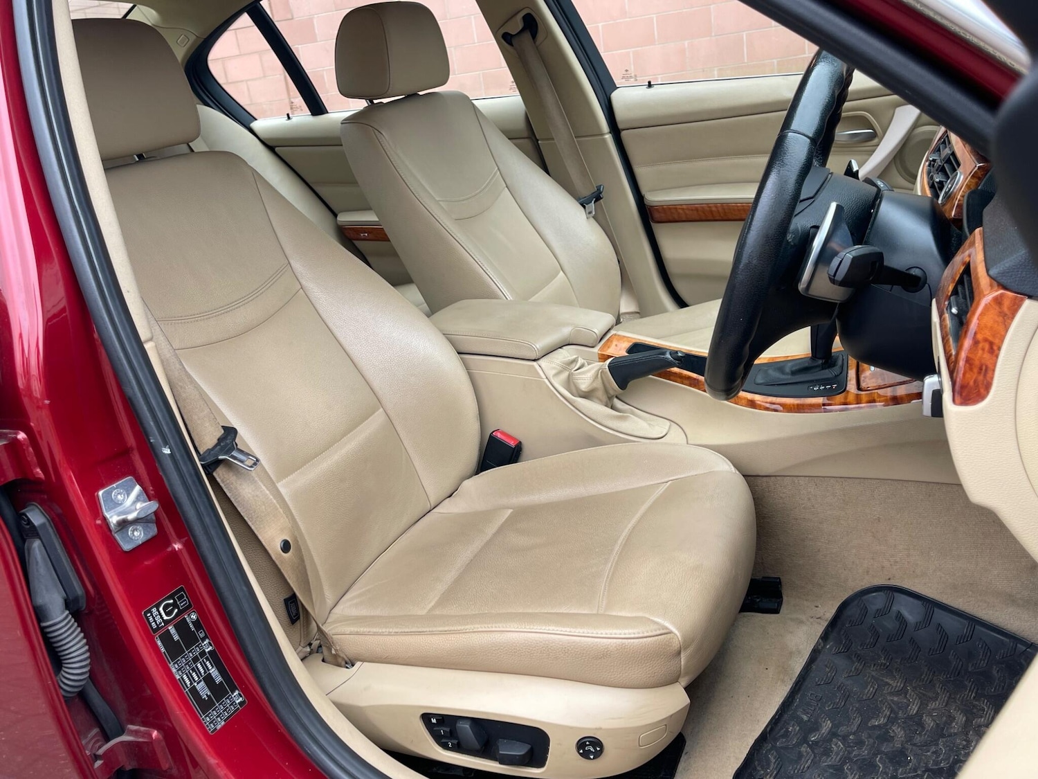 Used BMW 3 Series 2010 for sale - 77637821: Photo 11