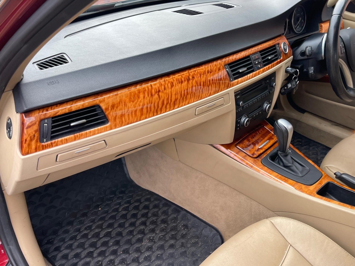 Used BMW 3 Series 2010 for sale - 77637821: Photo 25