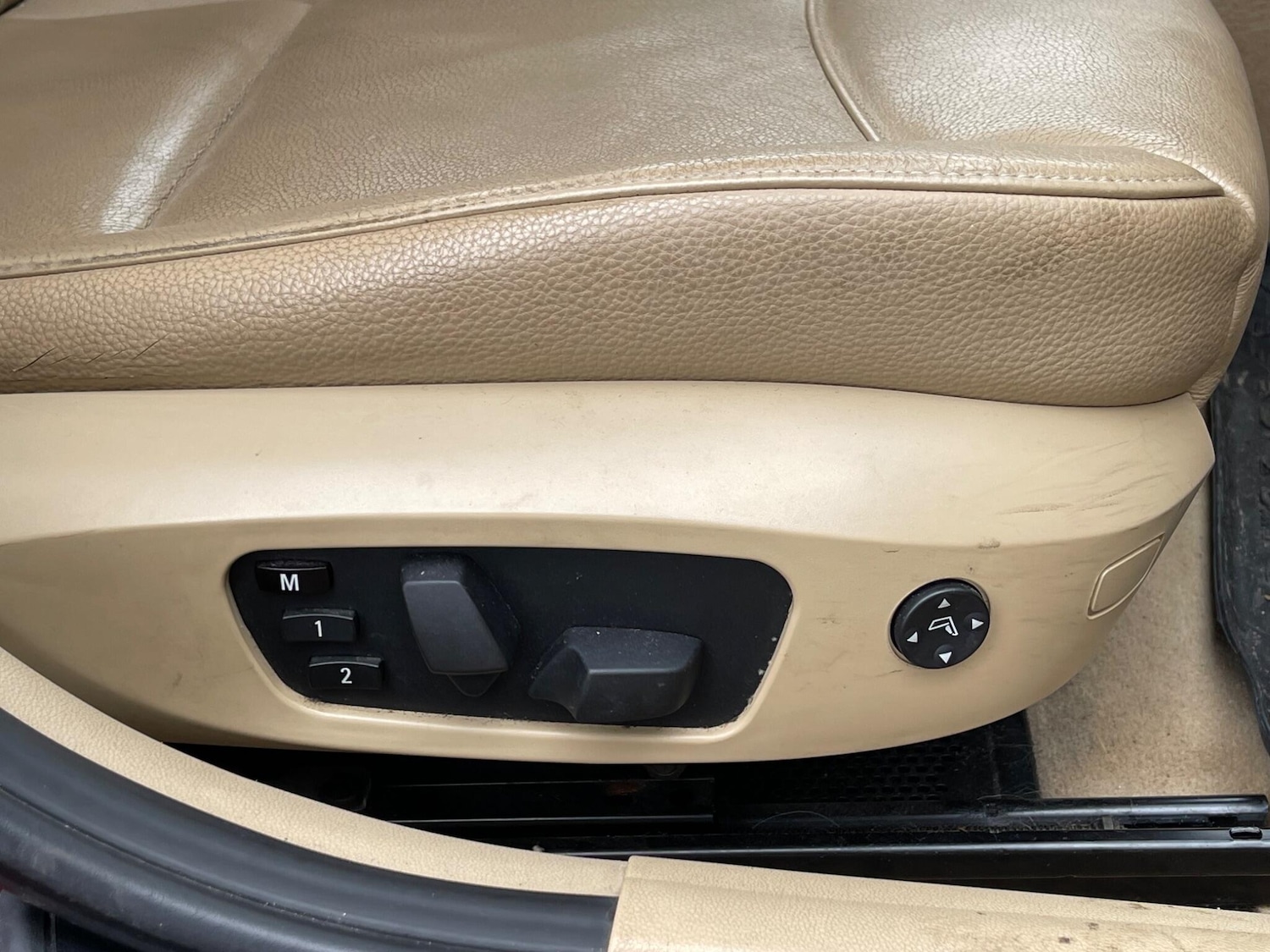 Used BMW 3 Series 2010 for sale - 77637821: Photo 36