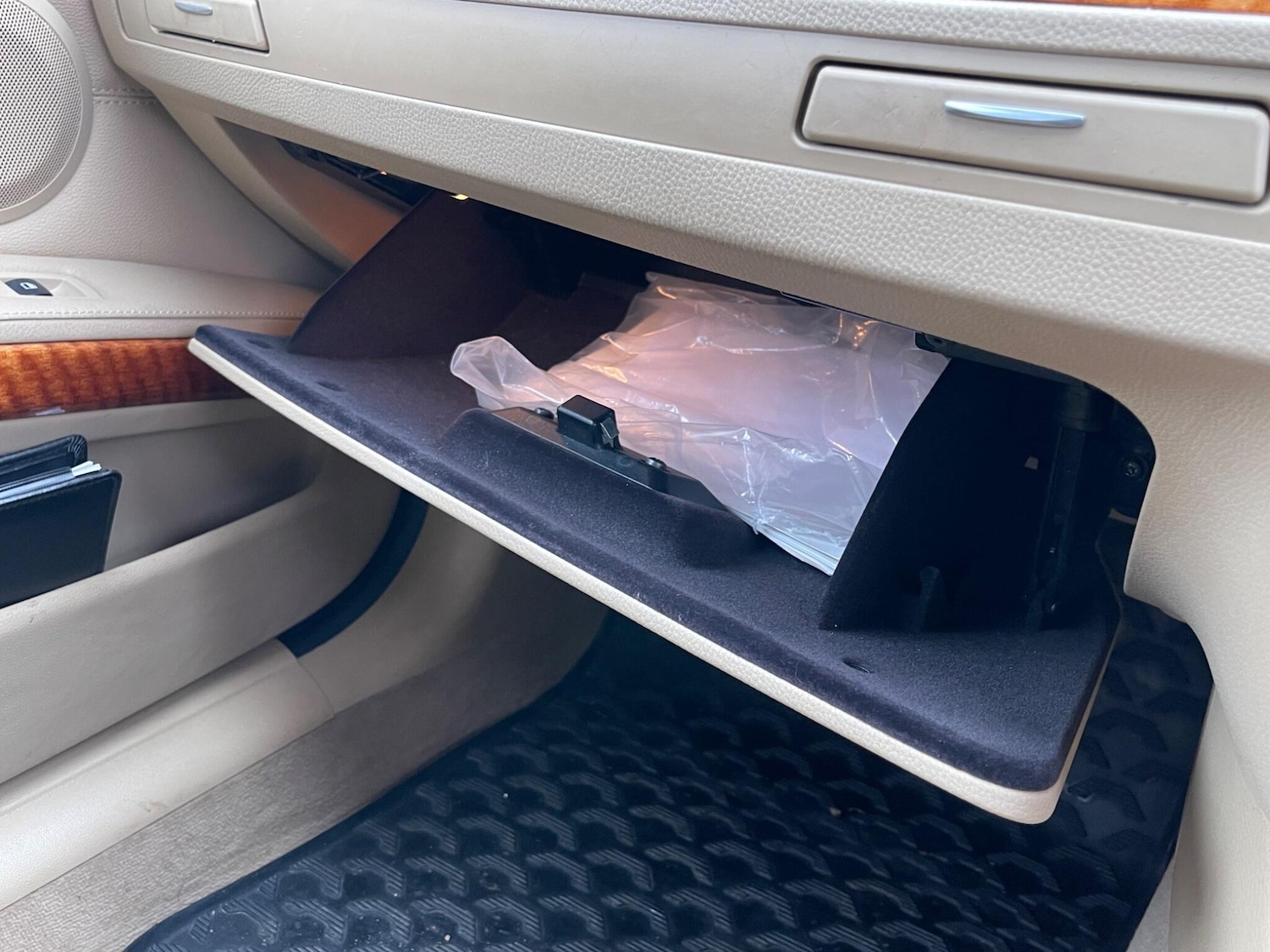 Used BMW 3 Series 2010 for sale - 77637821: Photo 43