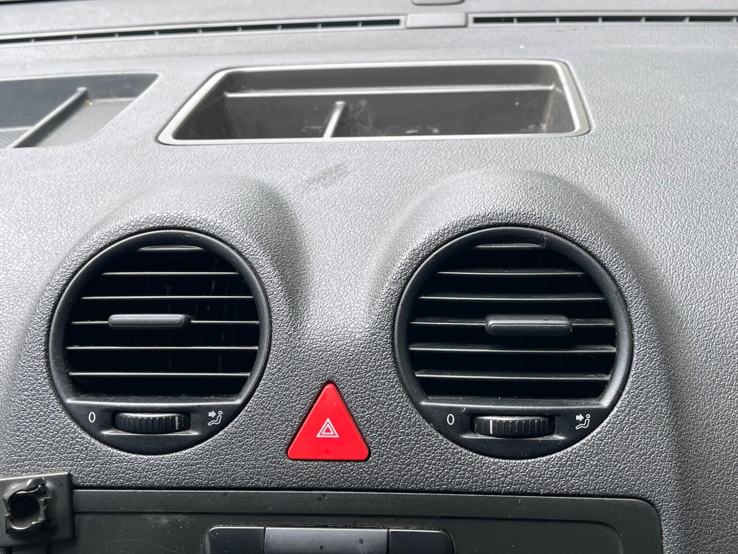 Used Volkswagen Caddy Maxi 2009 for sale - 77144659: Photo 16