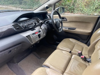 Used Honda FR-V 2007 for sale - 77144577: Photo