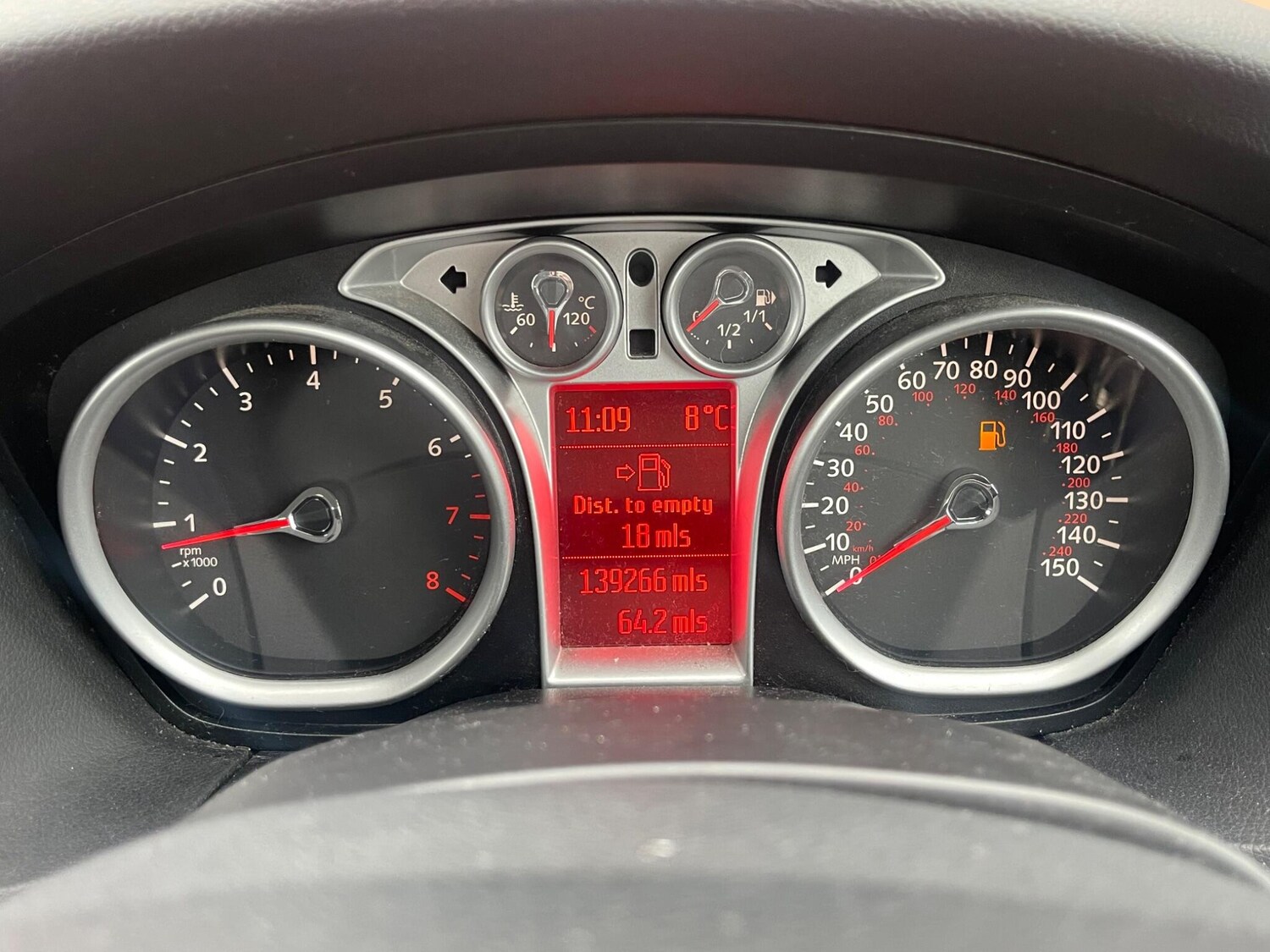 Used Ford Focus 2011 for sale - 77478725: Photo 19