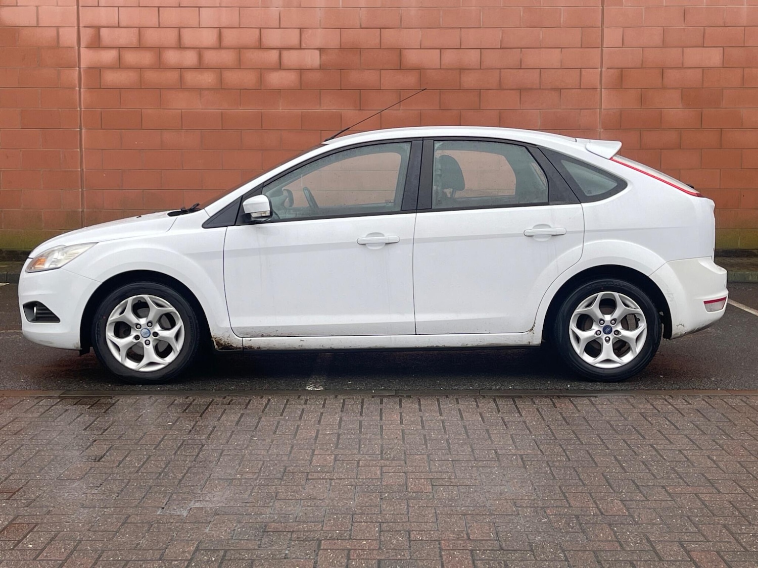 Used Ford Focus 2011 for sale - 77478725: Photo 9