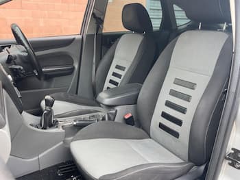 Used Ford Focus 2010 for sale - 79874623: Photo