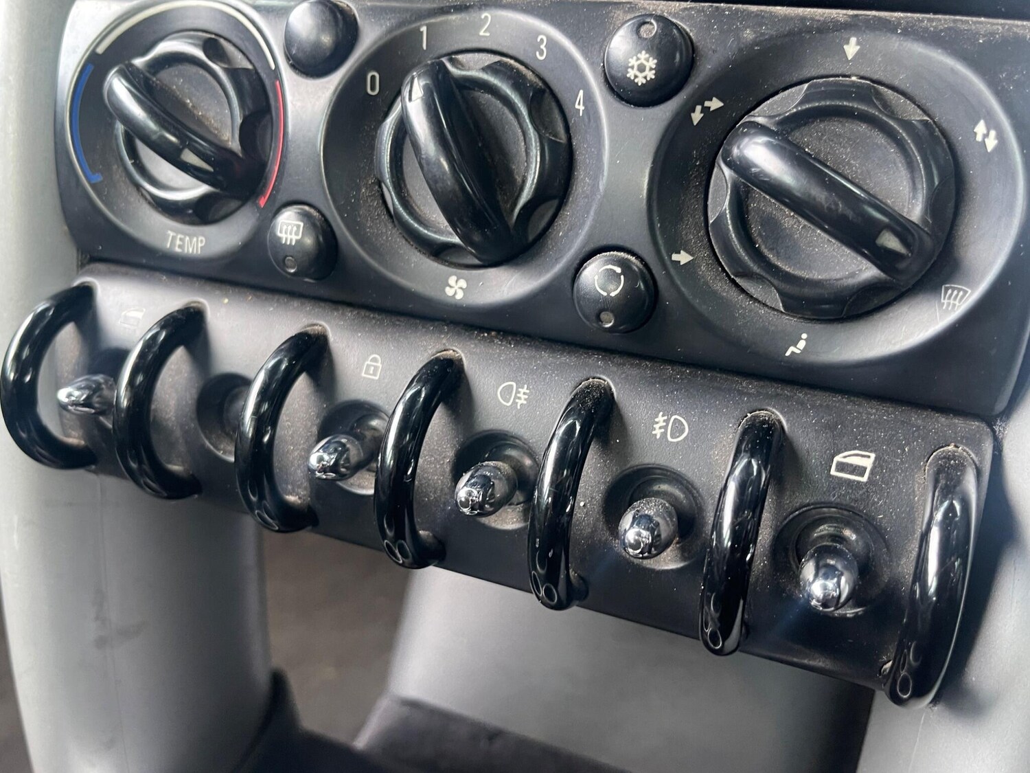 Used MINI Hatch 2001 for sale - 77737380: Photo 29