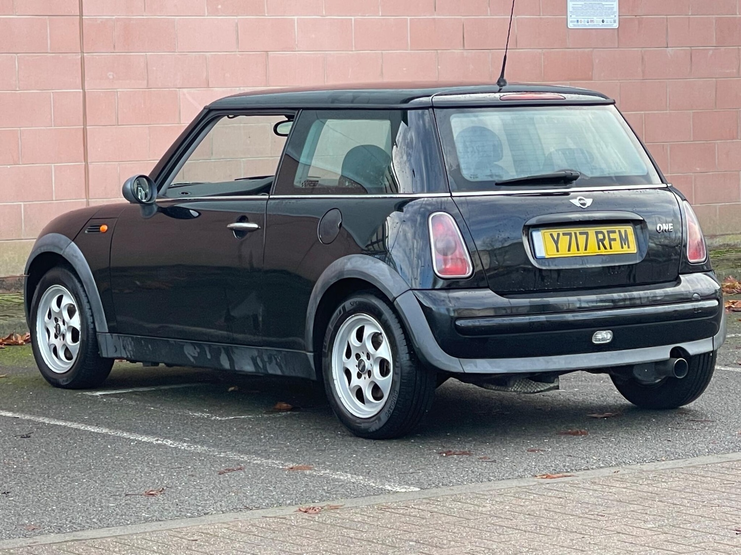 Used MINI Hatch 2001 for sale - 77737380: Photo 6