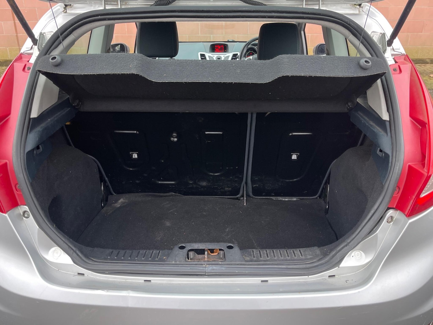 Used Ford Fiesta 2010 for sale - 78219940: Photo 25