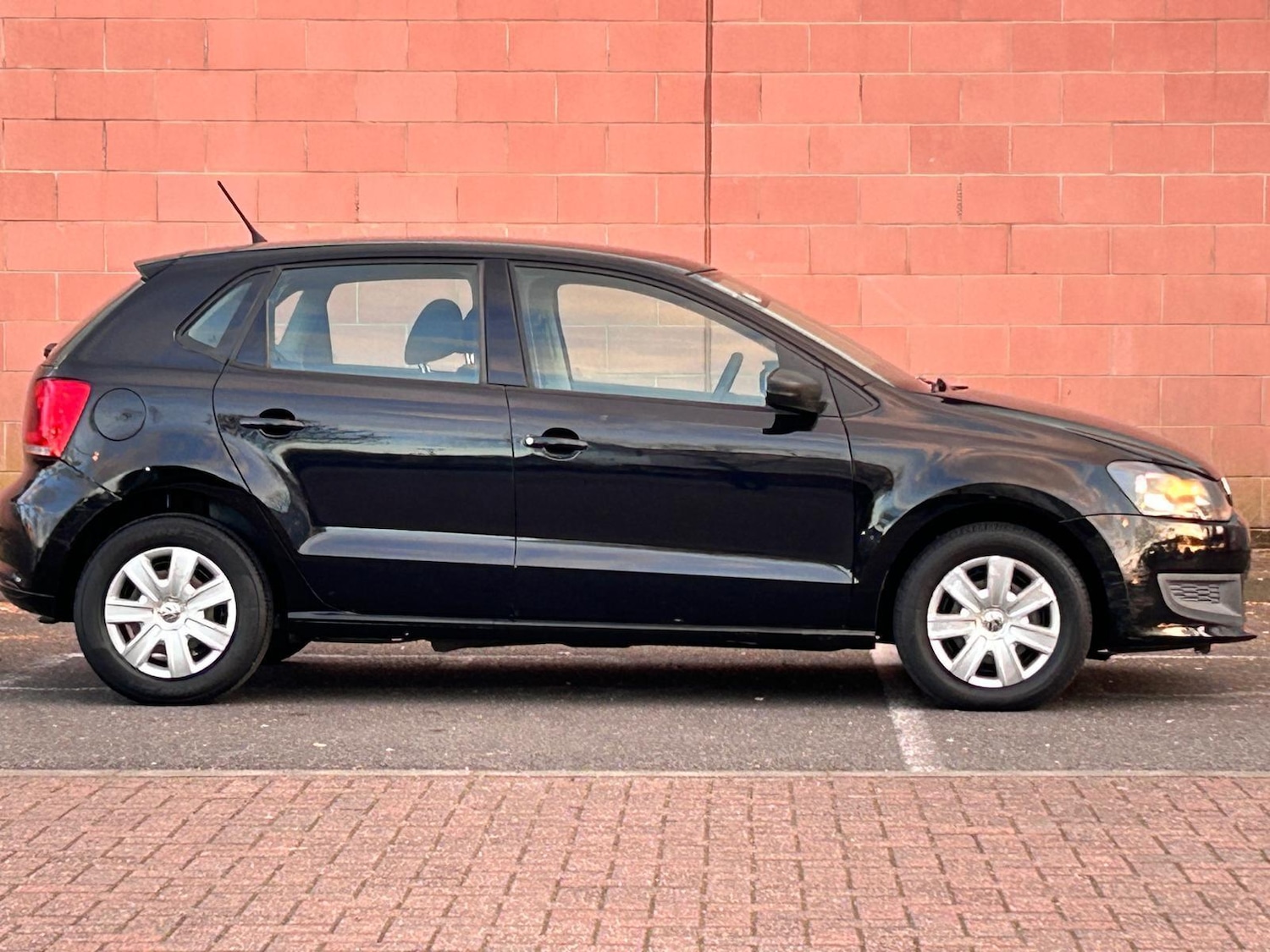Used Volkswagen Polo 2010 for sale - 78157667: Photo 10