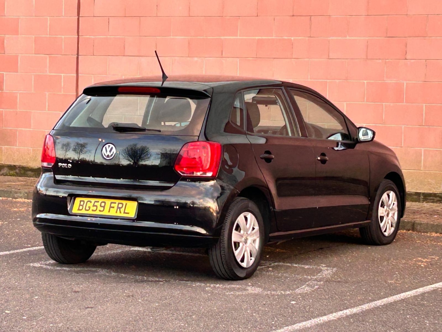 Used Volkswagen Polo 2010 for sale - 78157667: Photo 2