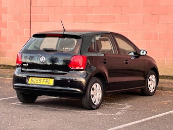 Used Volkswagen Polo 2010 for sale - 78157667: Photo