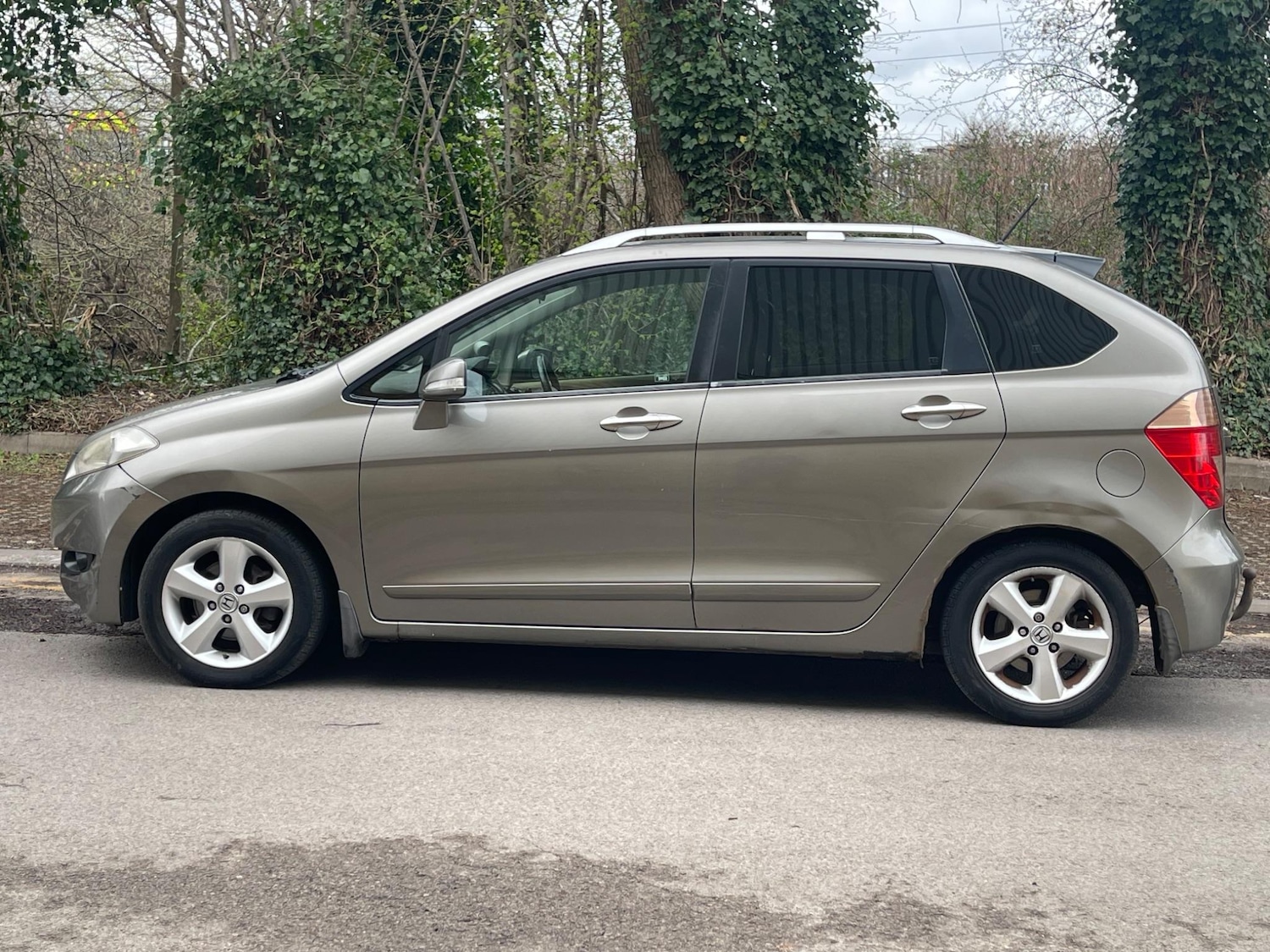 Used Honda FR-V 2007 for sale - 77440951: Photo 10