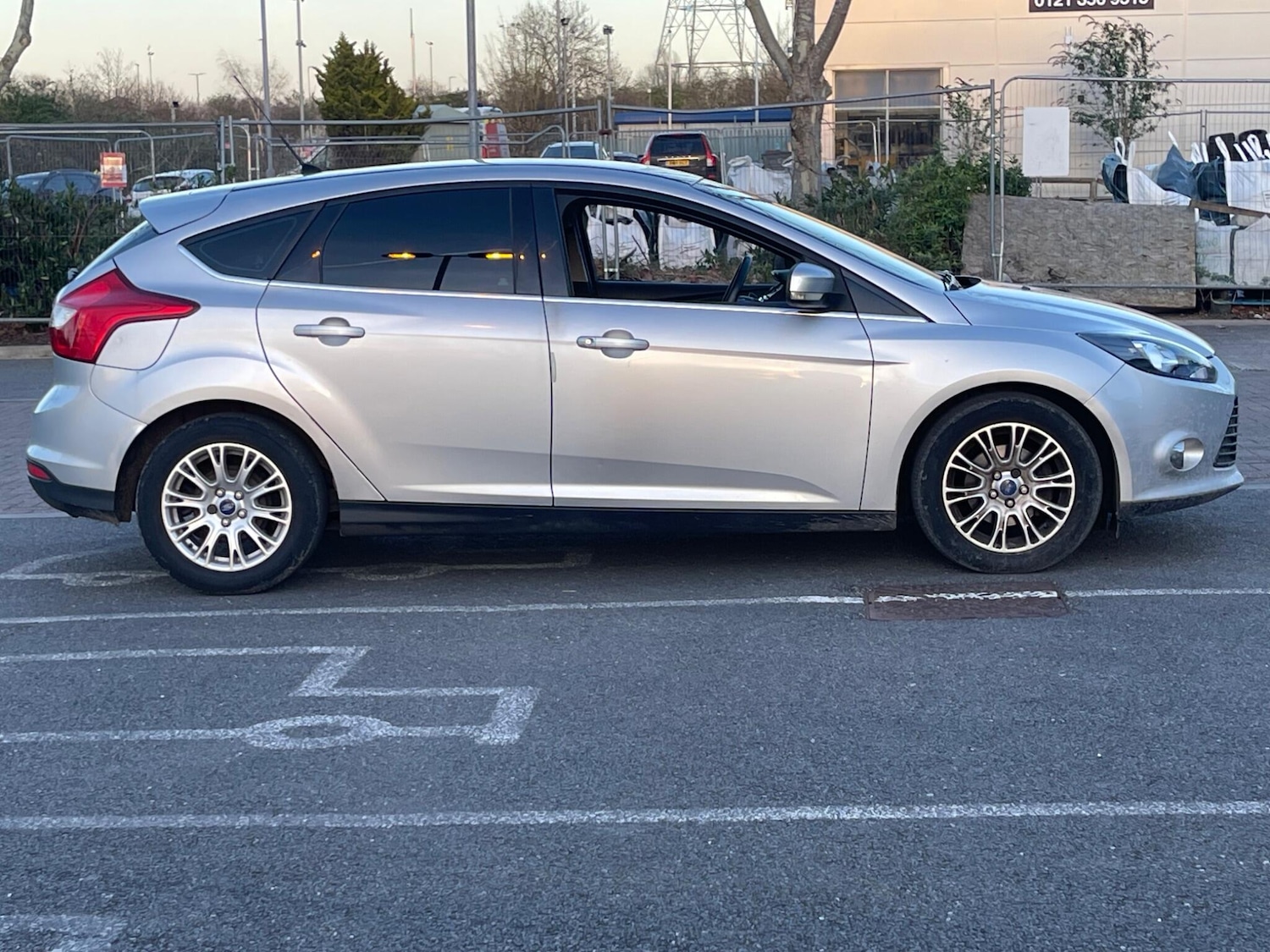 Used Ford Focus 2011 for sale - 78034593: Photo 10