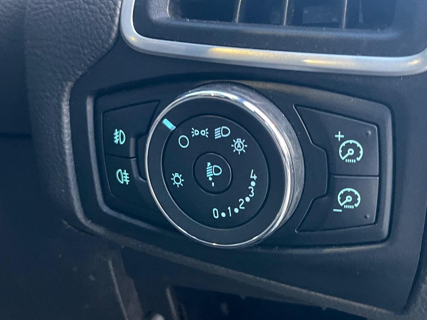 Used Ford Focus 2011 for sale - 78034593: Photo 31