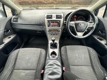 Used Toyota Avensis 2011 for sale - 77495792: Photo