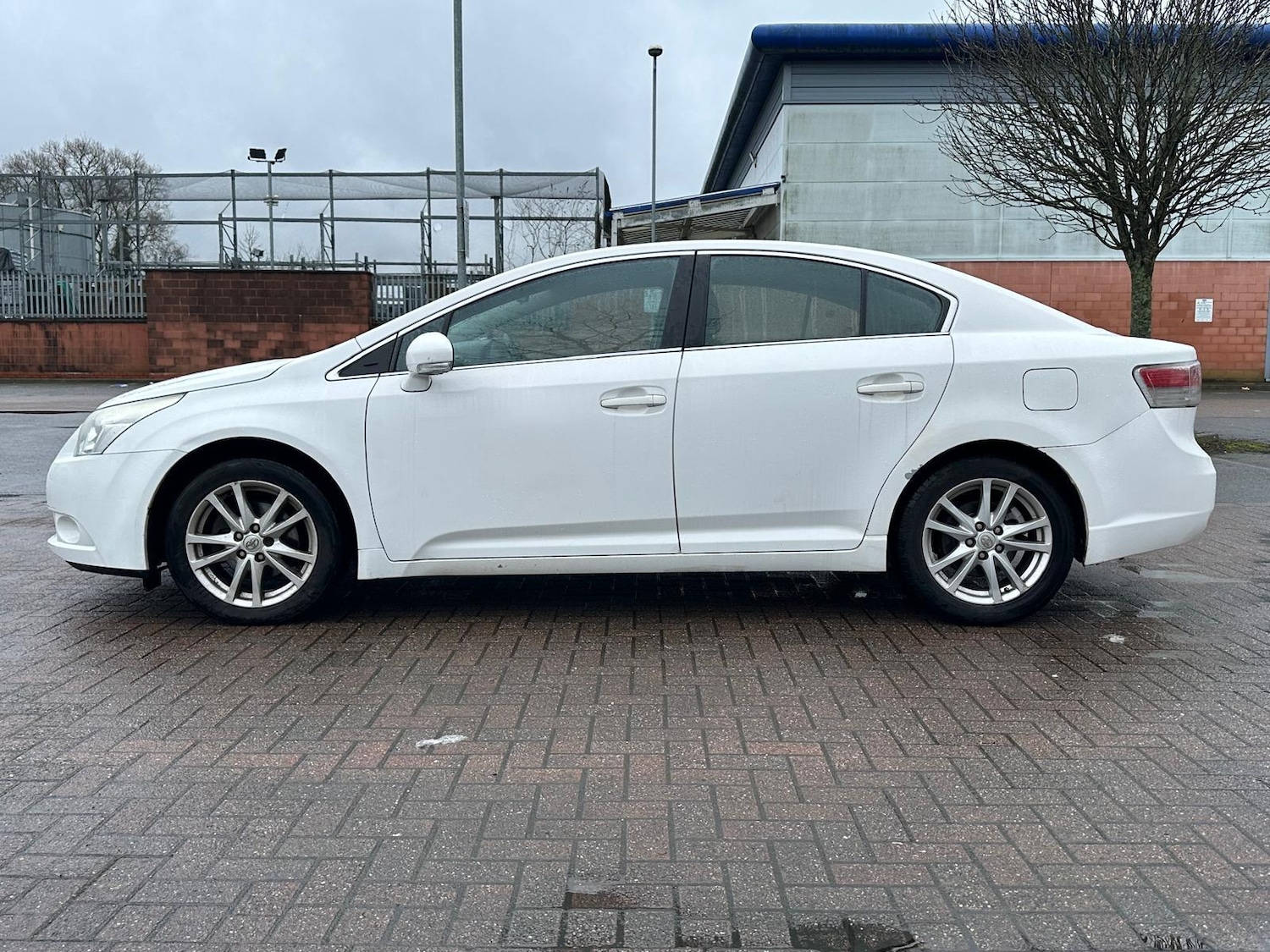 Used Toyota Avensis for sale - 77495792: Photo 9